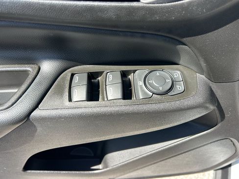 Used 2021 Chevrolet Equinox LT image 21