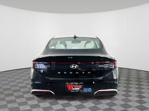 New 2026 Hyundai Sonata SEL FWD image 26