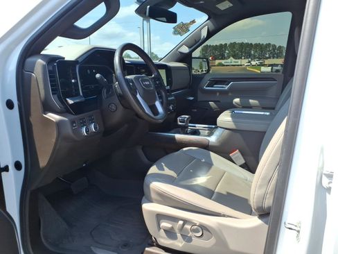 Used 2022 GMC Sierra 1500 SLT w/ SLT Premium Plus Package AWD/4WD image 22