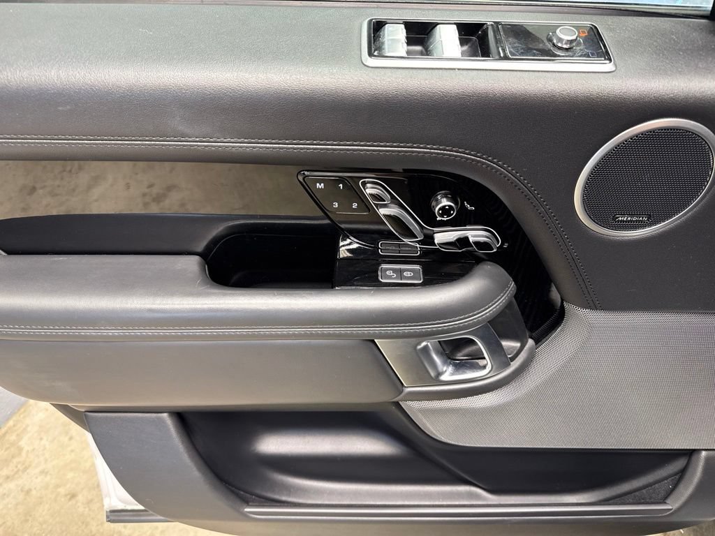 Used 2020 Land Rover Range Rover HSE AWD/4WD image 14