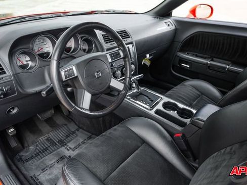 Used 2008 Dodge Challenger SRT8 image 3