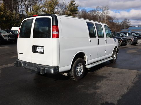 Used 2024 Chevrolet Express 2500 w/ Driver Convenience Package image 7