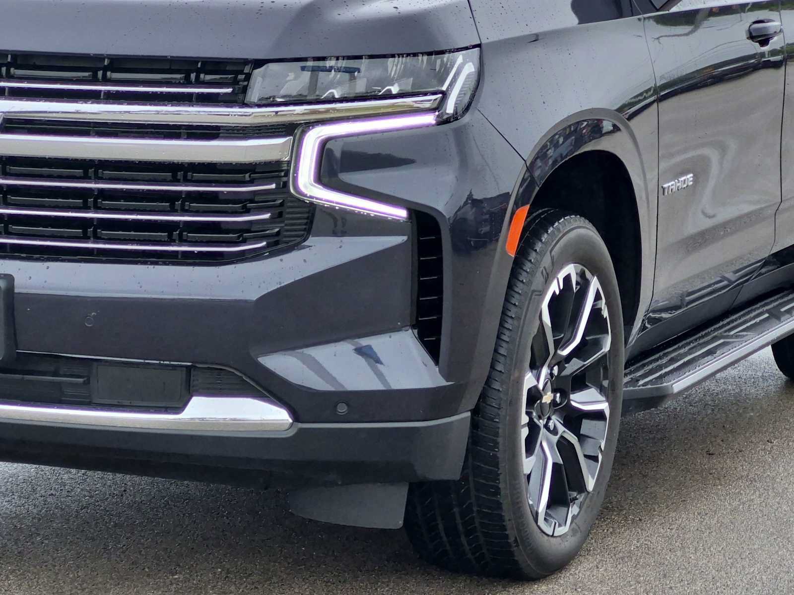 Used 2023 Chevrolet Tahoe LT AWD/4WD image 11