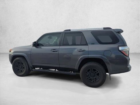 Used 2021 Toyota 4Runner SR5 Premium w/ Moonroof Package RWD image 7