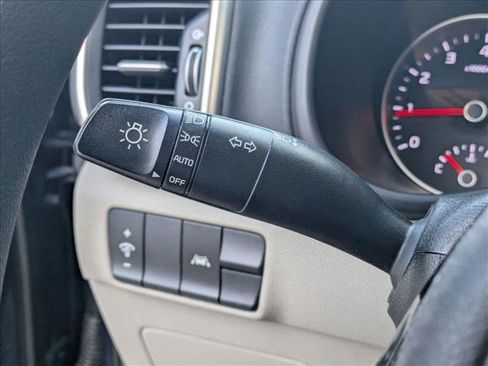 Used 2022 Kia Sportage LX FWD image 12