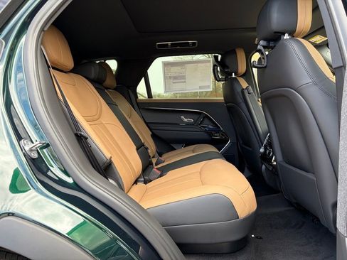 New 2026 Land Rover Range Rover Sport Dynamic SE AWD/4WD image 17
