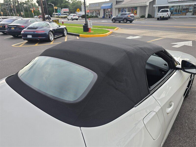 Used 2025 BMW Z4 M40i w/ Edition RWD image 37