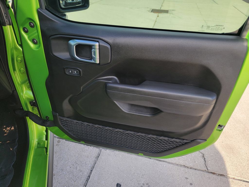 Used 2026 Jeep Wrangler Unlimited Sport AWD/4WD image 13