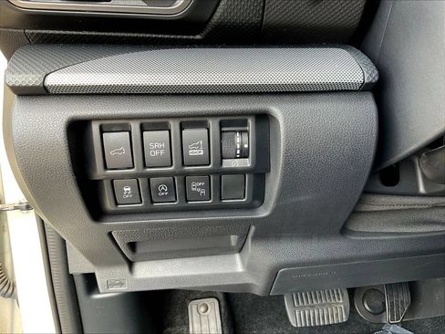 Used 2021 Subaru Forester Limited AWD/4WD image 19