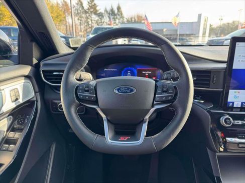 Used 2023 Ford Explorer ST w/ Equipment Group 401A image 21