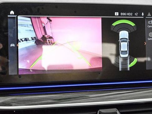 Used 2022 BMW 530i xDrive 530i xDrive w/ Convenience Package image 14