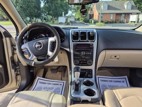 Used 2011 GMC Acadia SLT FWD image 11