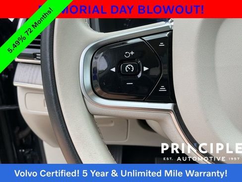 Certified 2024 Volvo XC90 B5 Plus AWD/4WD image 23