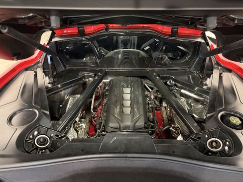 Used 2022 Chevrolet Corvette Stingray Preferred Cpe w/ Z51 Performance Package RWD image 34