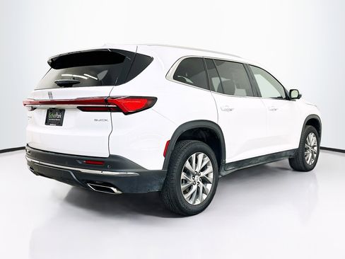 Used 2025 Buick Enclave Preferred image 9