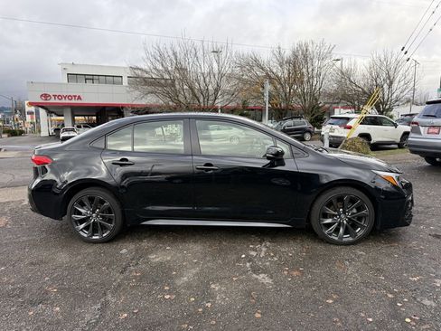 Used 2023 Toyota Corolla SE image 10