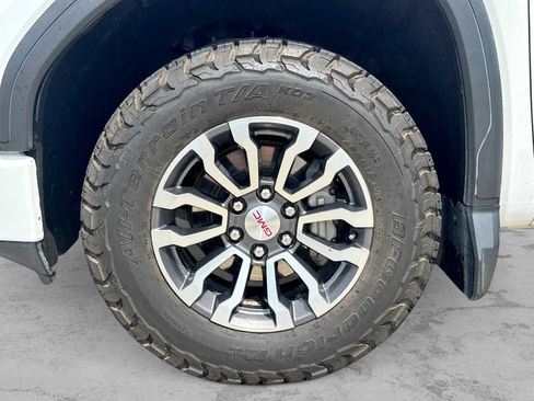 Used 2020 GMC Sierra 1500 AT4 w/ AT4 Premium Package AWD/4WD image 13