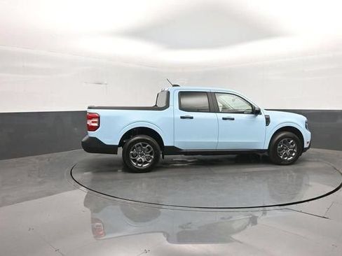 New 2026 Ford Maverick XLT w/ XLT Luxury Package FWD image 8
