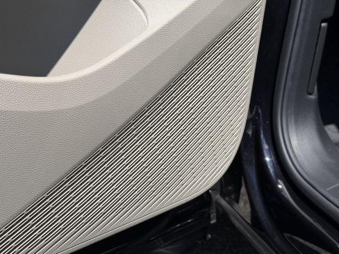 New 2026 Volkswagen Atlas SE FWD image 22