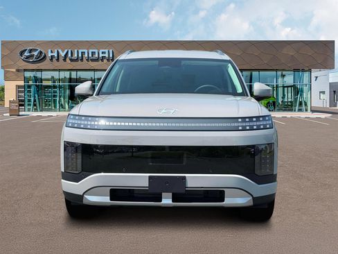 New 2026 Hyundai Ioniq 9 SE AWD/4WD image 12