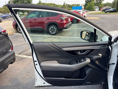 Certified 2024 Subaru Outback Onyx Edition AWD/4WD image 18
