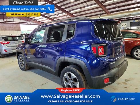 Used 2016 Jeep Renegade Latitude AWD/4WD image 3