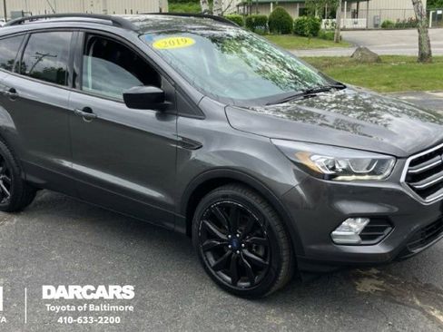 Used 2019 Ford Escape SE AWD/4WD image 1