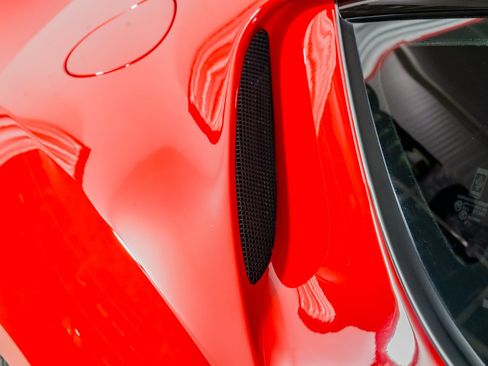 Used 2018 Ferrari 812 Superfast RWD image 29