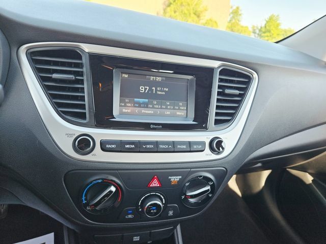 Used 2020 Hyundai Accent SE FWD image 20