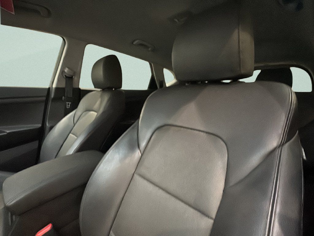 Used 2019 Hyundai Tucson Limited AWD/4WD image 11