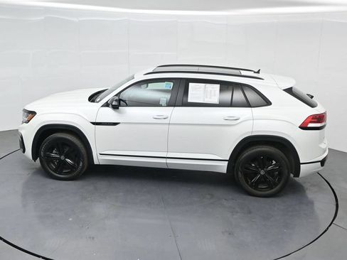 Used 2023 Volkswagen Atlas Cross Sport SEL R-Line AWD/4WD image 49