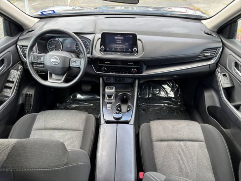 Used 2025 Nissan Rogue SV AWD/4WD image 26