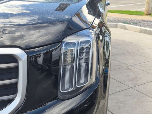 Used 2025 Kia Telluride S AWD/4WD image 12