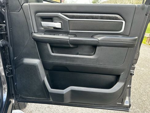 Used 2024 RAM 2500 Big Horn image 28