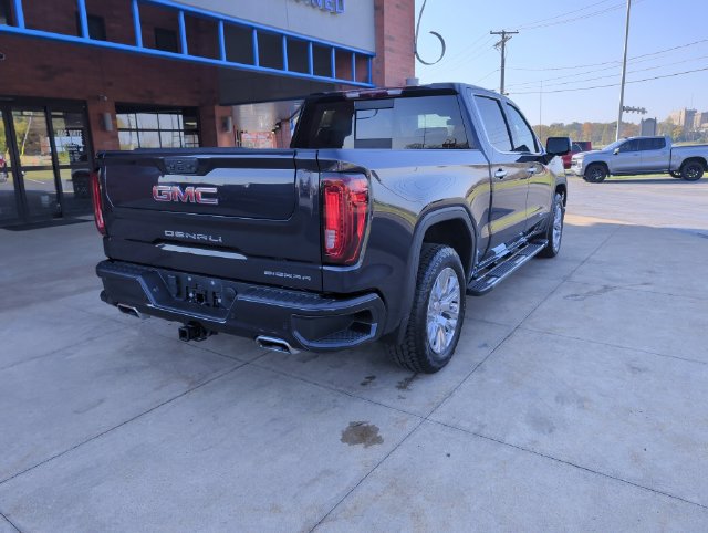 Used 2023 GMC Sierra 1500 Denali AWD/4WD image 9