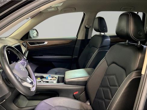 Used 2024 Volkswagen Atlas SE image 23