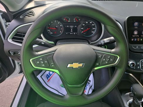 New 2025 Chevrolet Malibu LT image 16