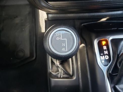 Used 2019 Jeep Wrangler Unlimited Sahara w/ Cold Weather Group image 20