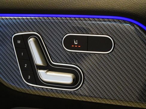 New 2026 Mercedes-Benz GLA 35 AMG 4MATIC image 32