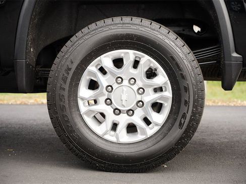 Used 2020 Chevrolet Silverado 2500 LTZ w/ LTZ Plus Package image 11