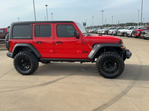 New 2025 Jeep Wrangler Sport S image 9