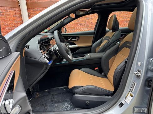 New 2026 Mercedes-Benz E 53 AMG e 4MATIC Sedan image 21