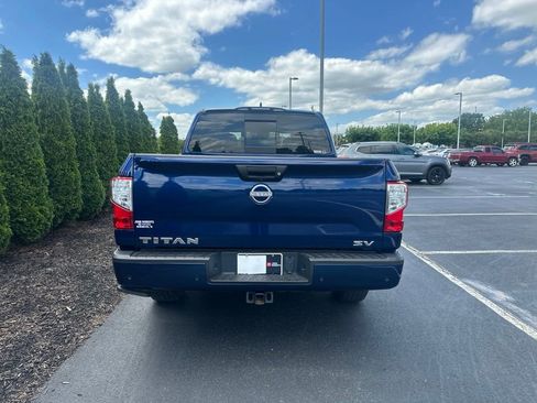 Used 2024 Nissan Titan SV w/ SV Convenience Package RWD image 6