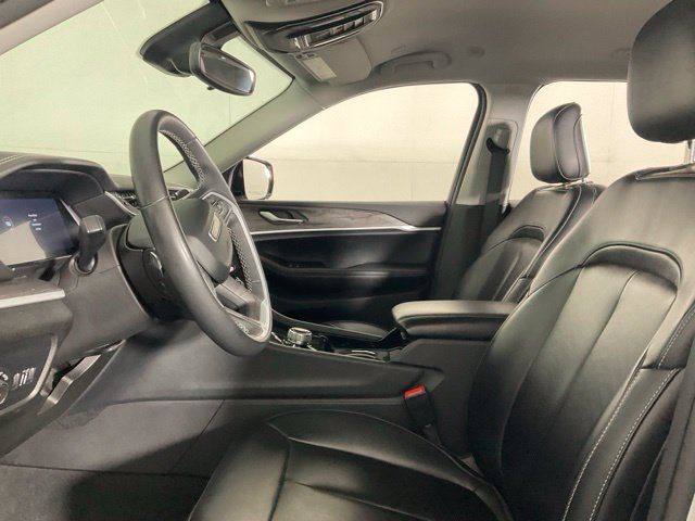 Used 2023 Jeep Grand Cherokee L Limited AWD/4WD image 28