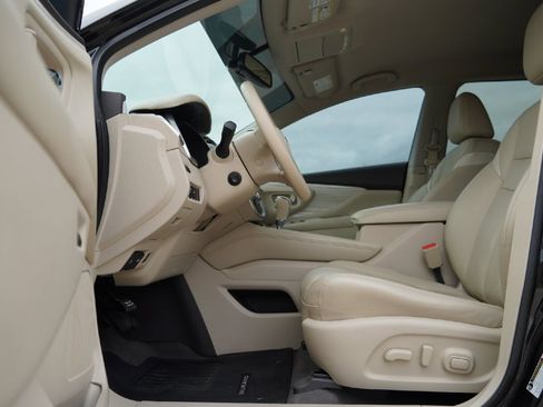 Used 2017 Nissan Murano Platinum image 25