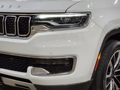 Used 2022 Jeep Wagoneer Series II w/ Premium Group I image 15