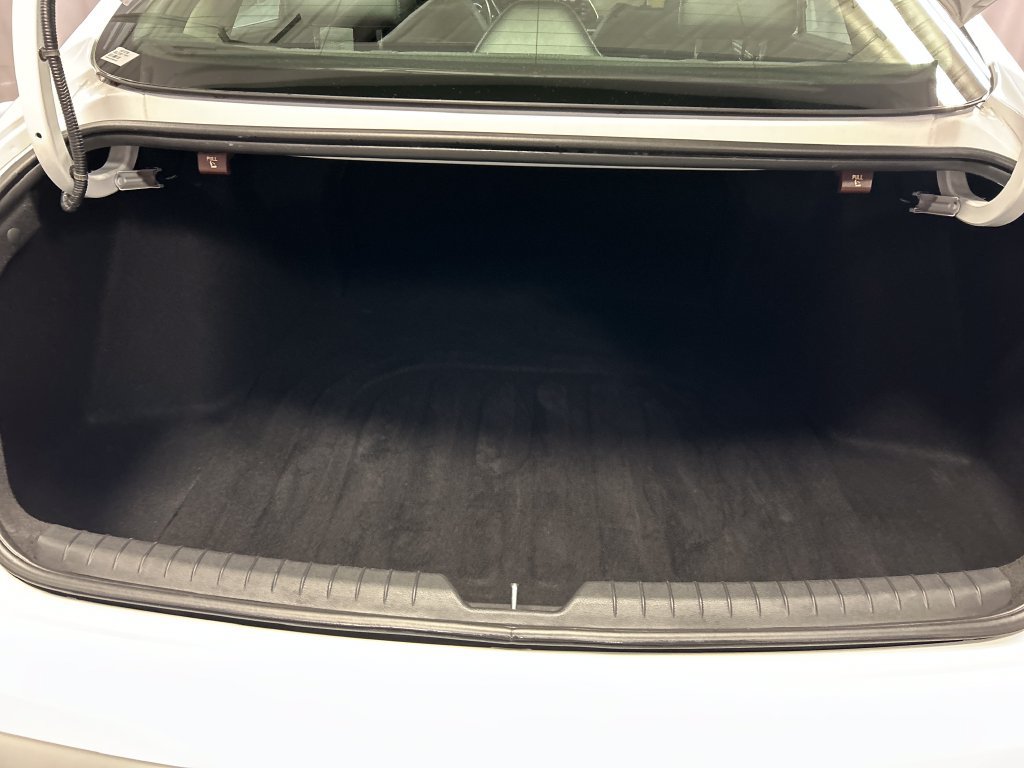 Used 2021 Hyundai Sonata Limited FWD image 23