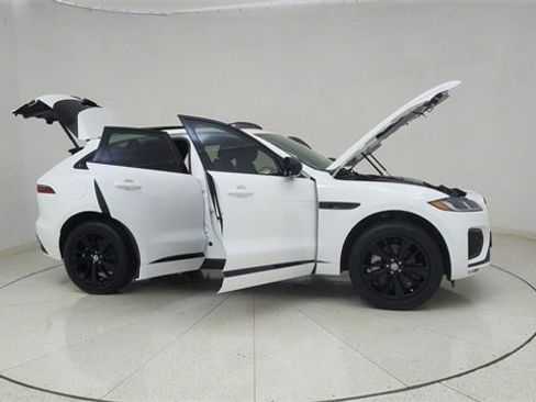 Used 2025 Jaguar F-PACE R-Dynamic S image 71
