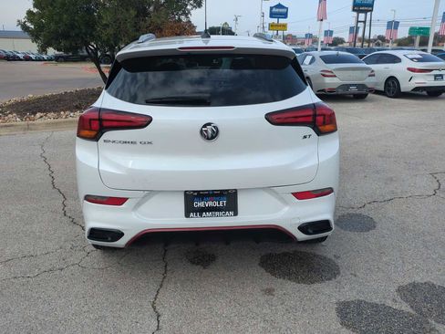 Used 2023 Buick Encore GX Select w/ Sport Touring Package image 7