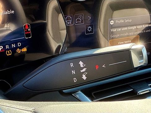 New 2026 Chevrolet Equinox EV LT image 18